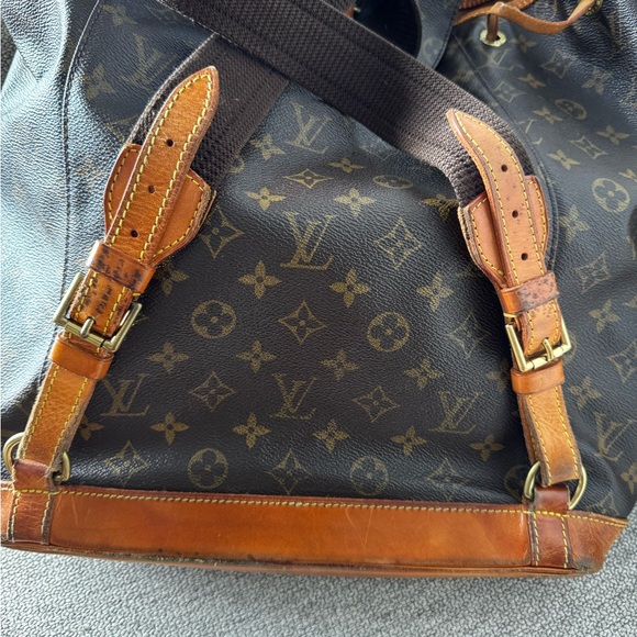 Louis Vuitton Monogram Montsouris GM Backpack – Vintage - Picture 8 of 9